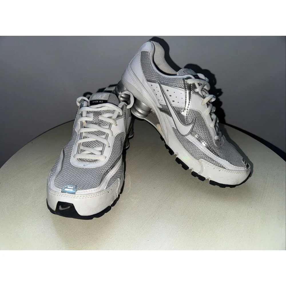 Nike Shox M2 Womens 6.5 Athletic Shoes Running Training Silver/white